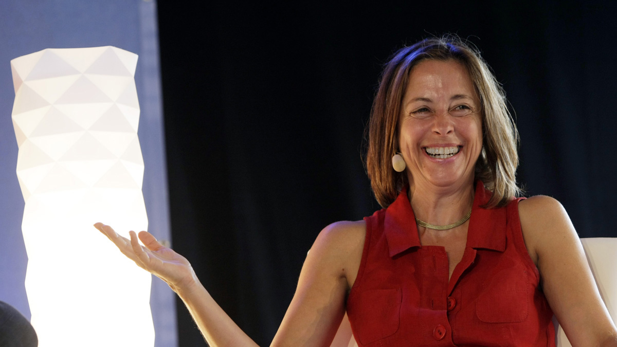 Kontakt mit Moderatorin Gisela Steinhauer aufnehmen